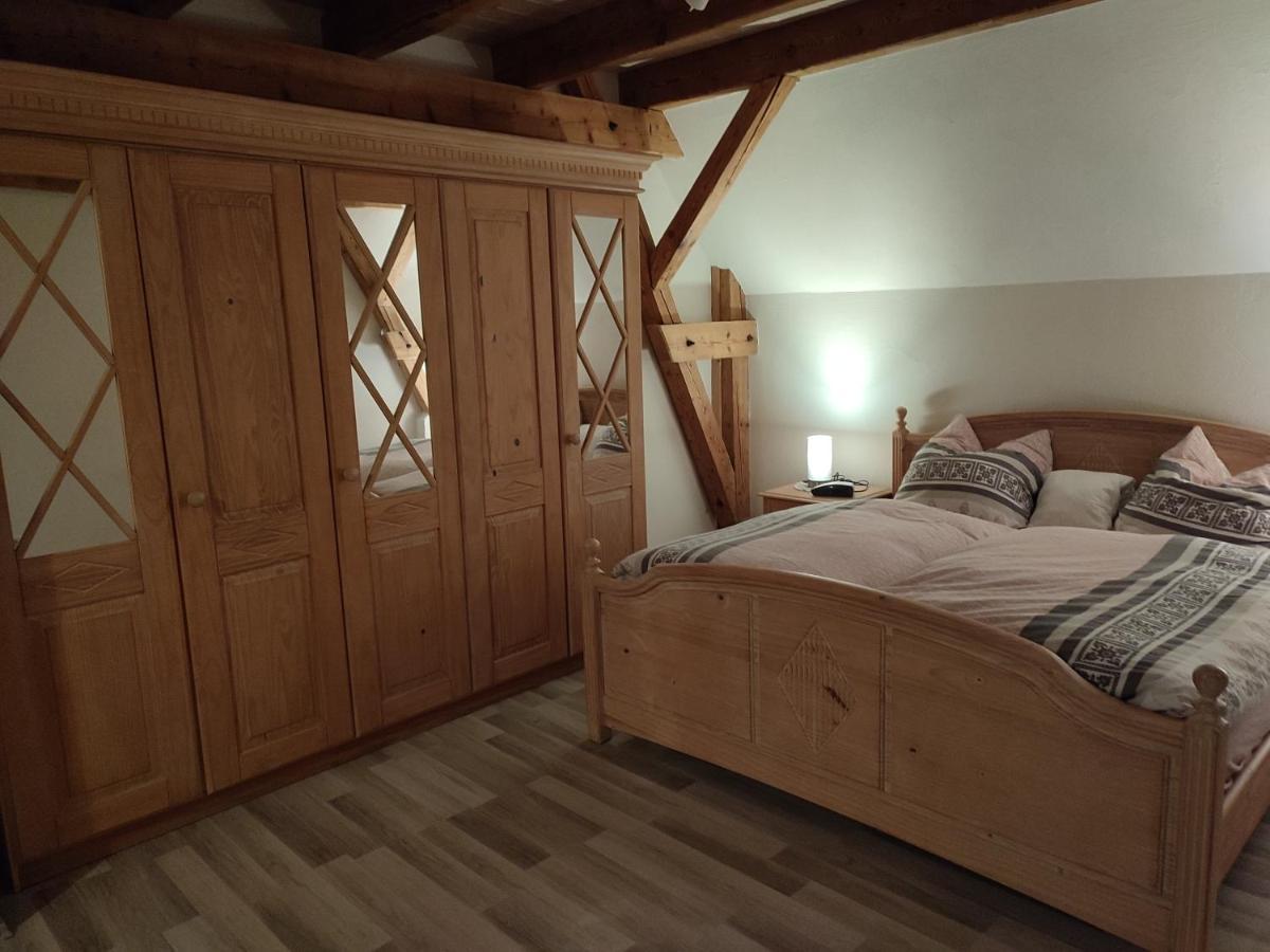 Sonnige Zimmer Hotel Eberhardzell Kültér fotó